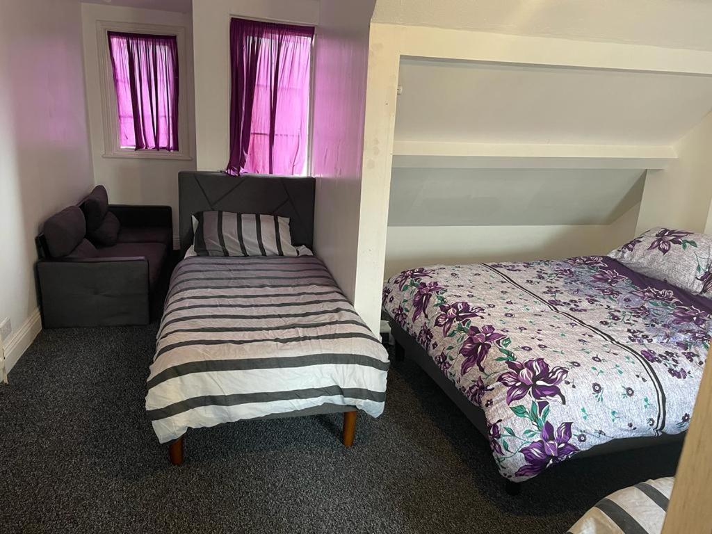 One Room To Stay With Fantastic Host Лондон Экстерьер фото